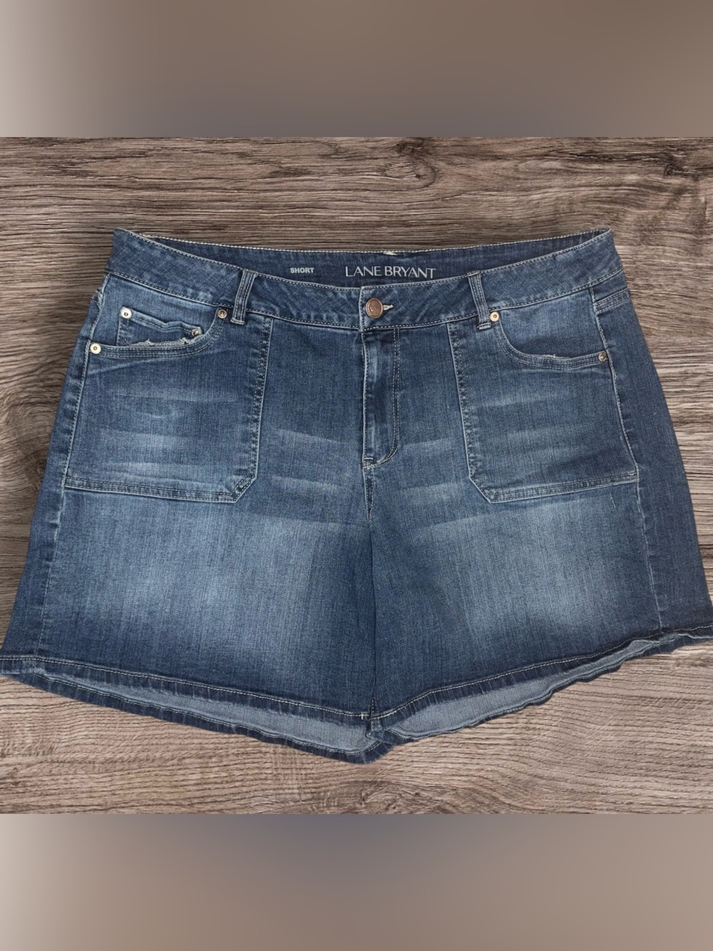 Women’s Lane Bryant shorts size 22